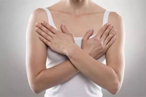 女友乳房下垂严重怎么办,上海哪里能做的好