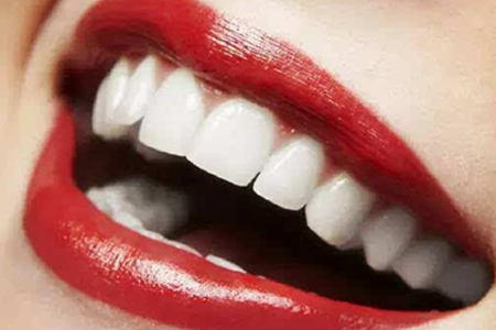 牙齿有点黄如何才能让牙齿变白